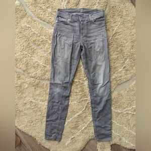 Mid-Rise Straight Jeans 7 For All Mankind Gwenevere in Gray Jeans size 25